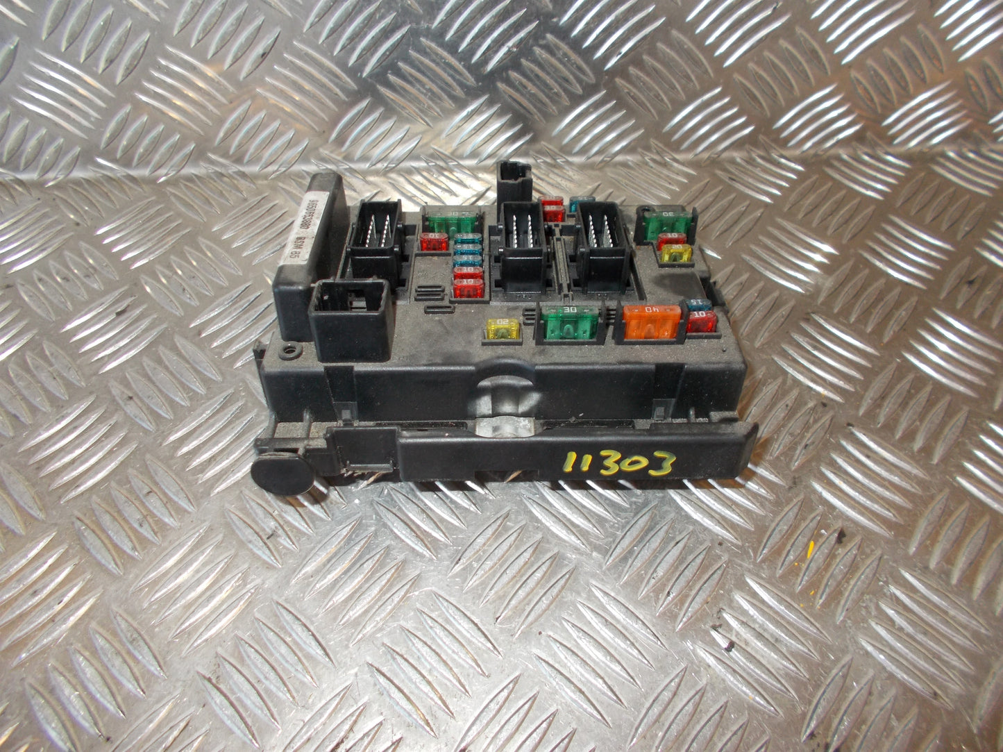 Peugeot 307 Sikringsboks Med OEM Nr. 9650663880 Fra Peugeot Ophugger