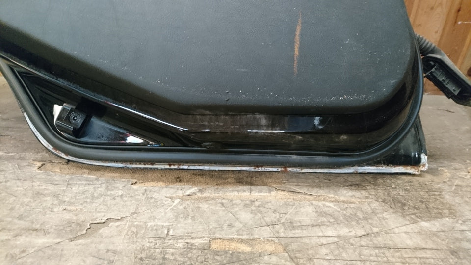 BMW 3-Serie E46 Bagdør V Med OEM Nr. Ophugger Fra BMW Ophugger