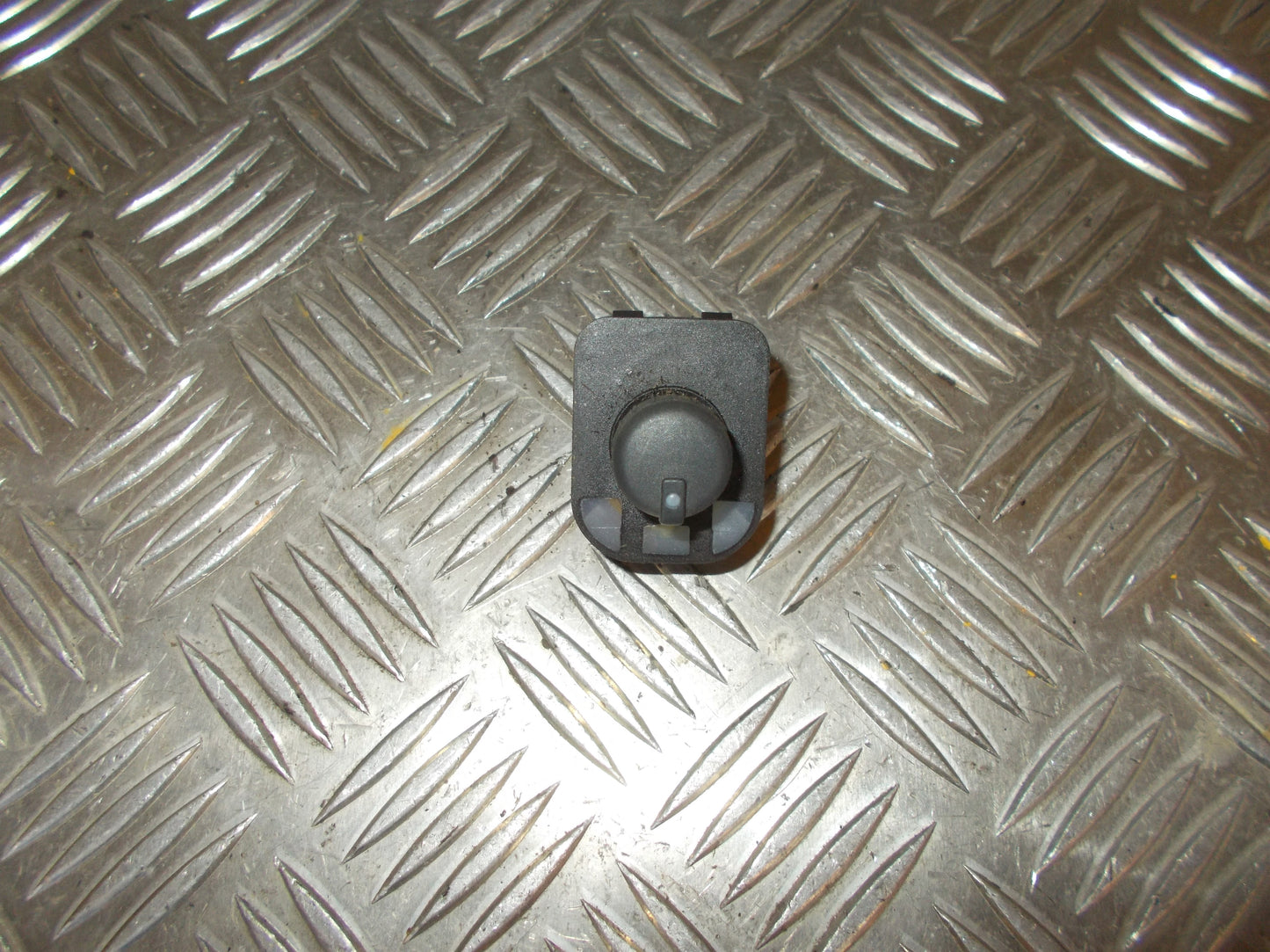 Audi A3 8P Kontakt Sidespejl Med OEM Nr. 8E0959565 Fra Audi Ophugger