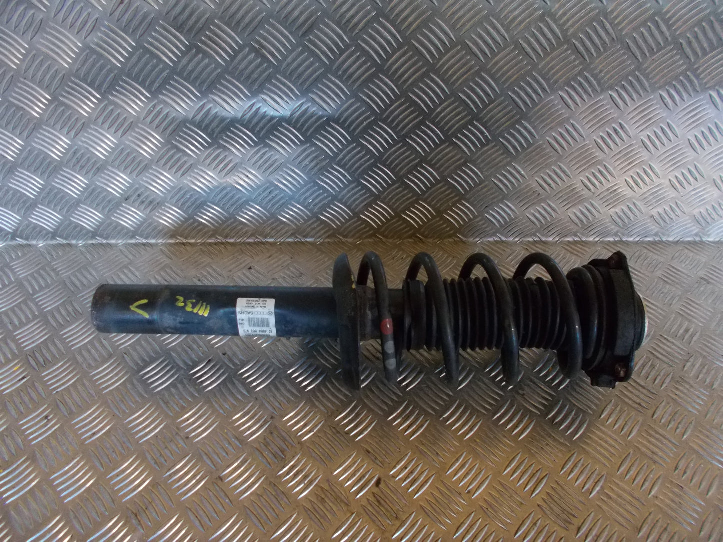 Audi A3 8P Fjederben For V Med OEM Nr. 1T0413031HD Fra Audi Ophugger