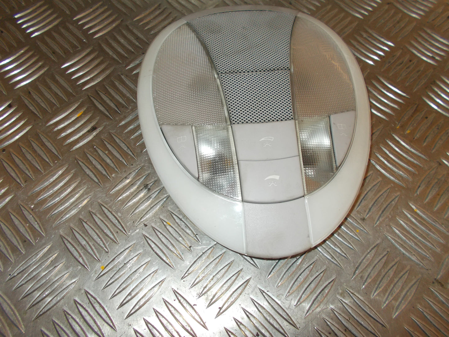 Mercedes E W211 Loftslys Med OEM Nr. Ophugger Fra Mercedes Ophugger