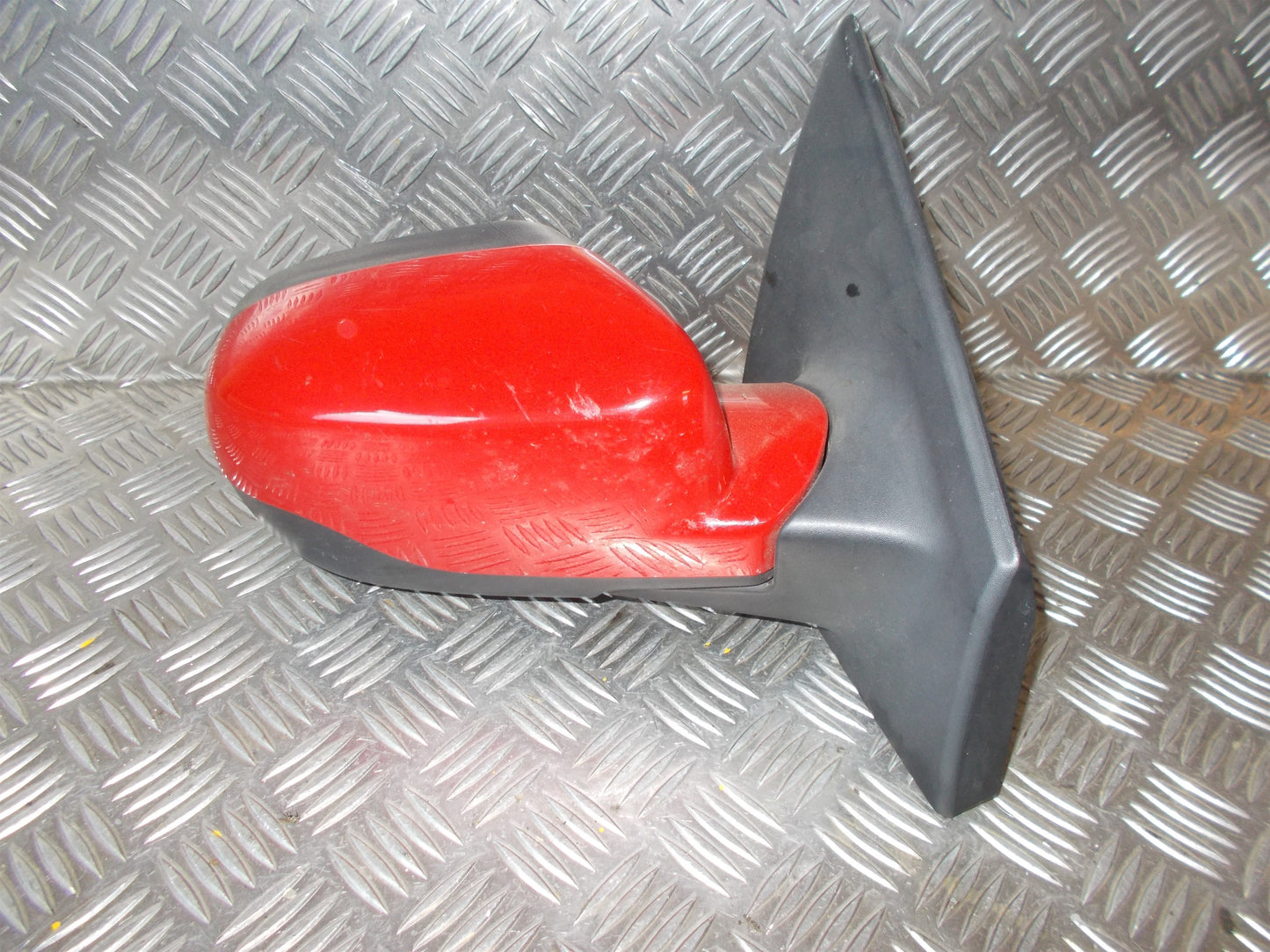 Renault Clio 3 Sidespejl Med OEM Nr. 820080281 Fra Renault Ophugger