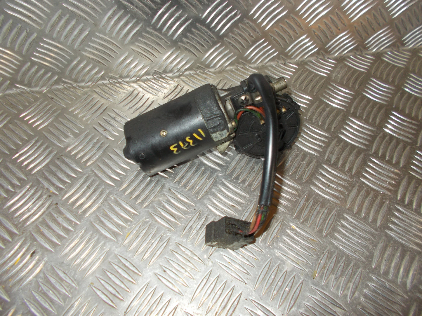 Mercedes Sprinter W901-05 Viskermotor Med OEM Nr. Ophugger Fra Mercedes Ophugger