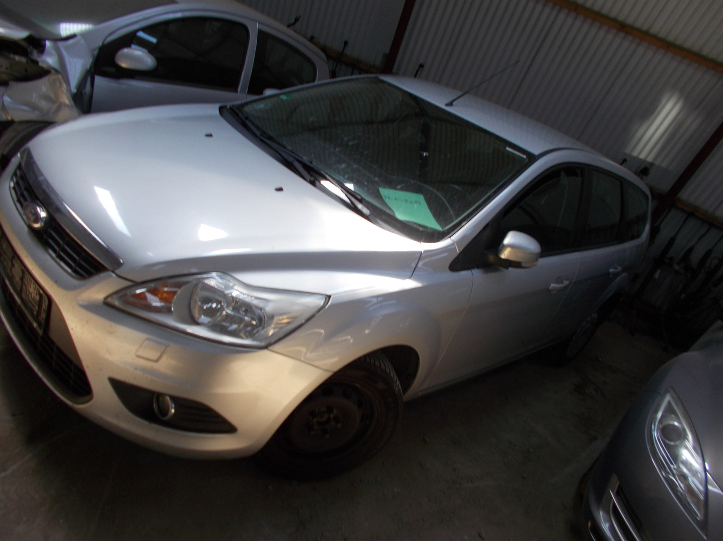 Ford Focus Pluk-Selv-Bil Med OEM Nr. Ophugger Fra Ford Ophugger