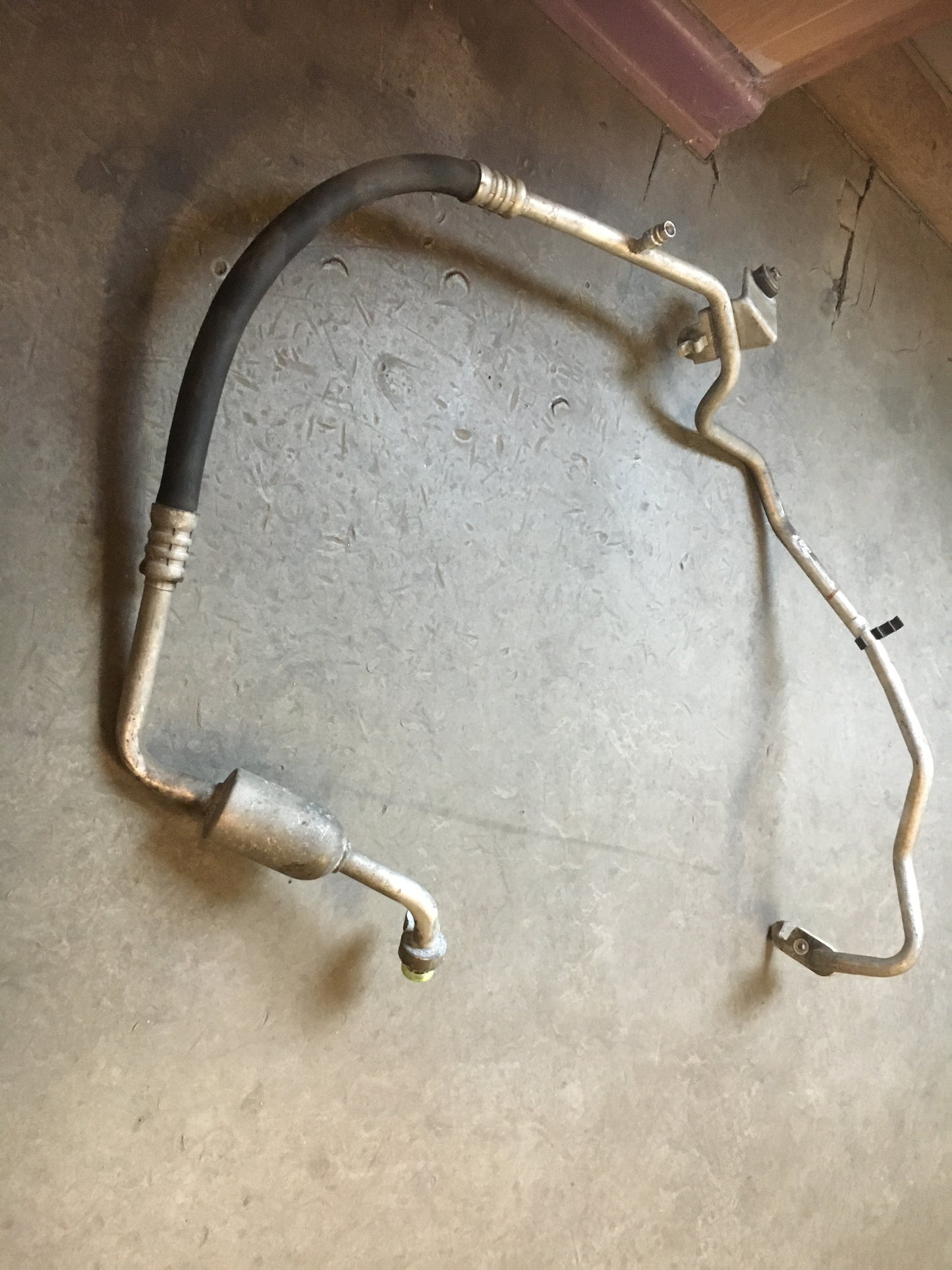 Nissan Primera P12 Aircond. Rør/Slang/Ventiler Med OEM Nr. Ophugger Fra Nissan Ophugger