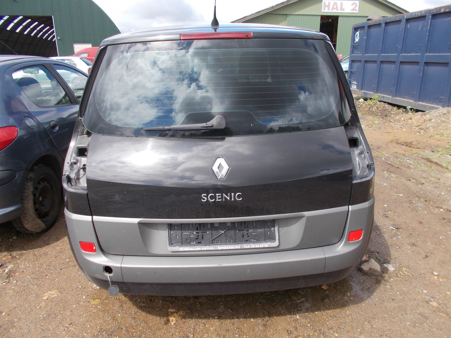 Renault Megane Scenic 2 Pluk-Selv-Bil Med OEM Nr. Ophugger Fra Renault Ophugger
