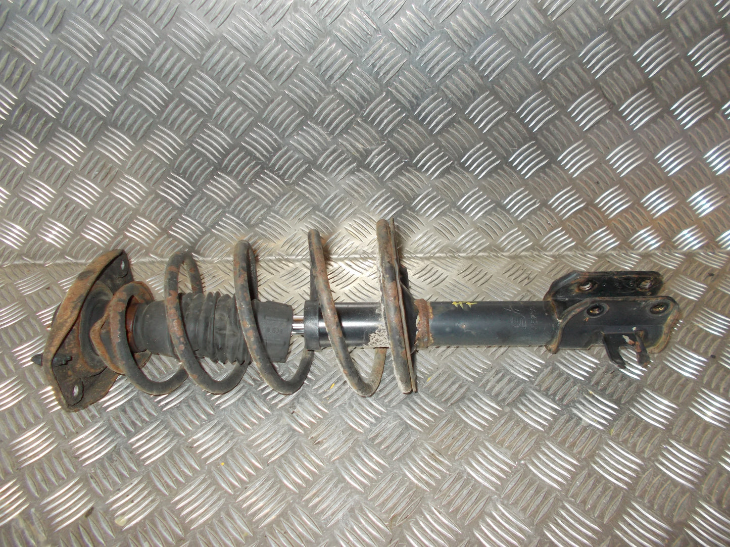 Fiat Punto Fjederben For H Med OEM Nr. Ophugger Fra Fiat Ophugger