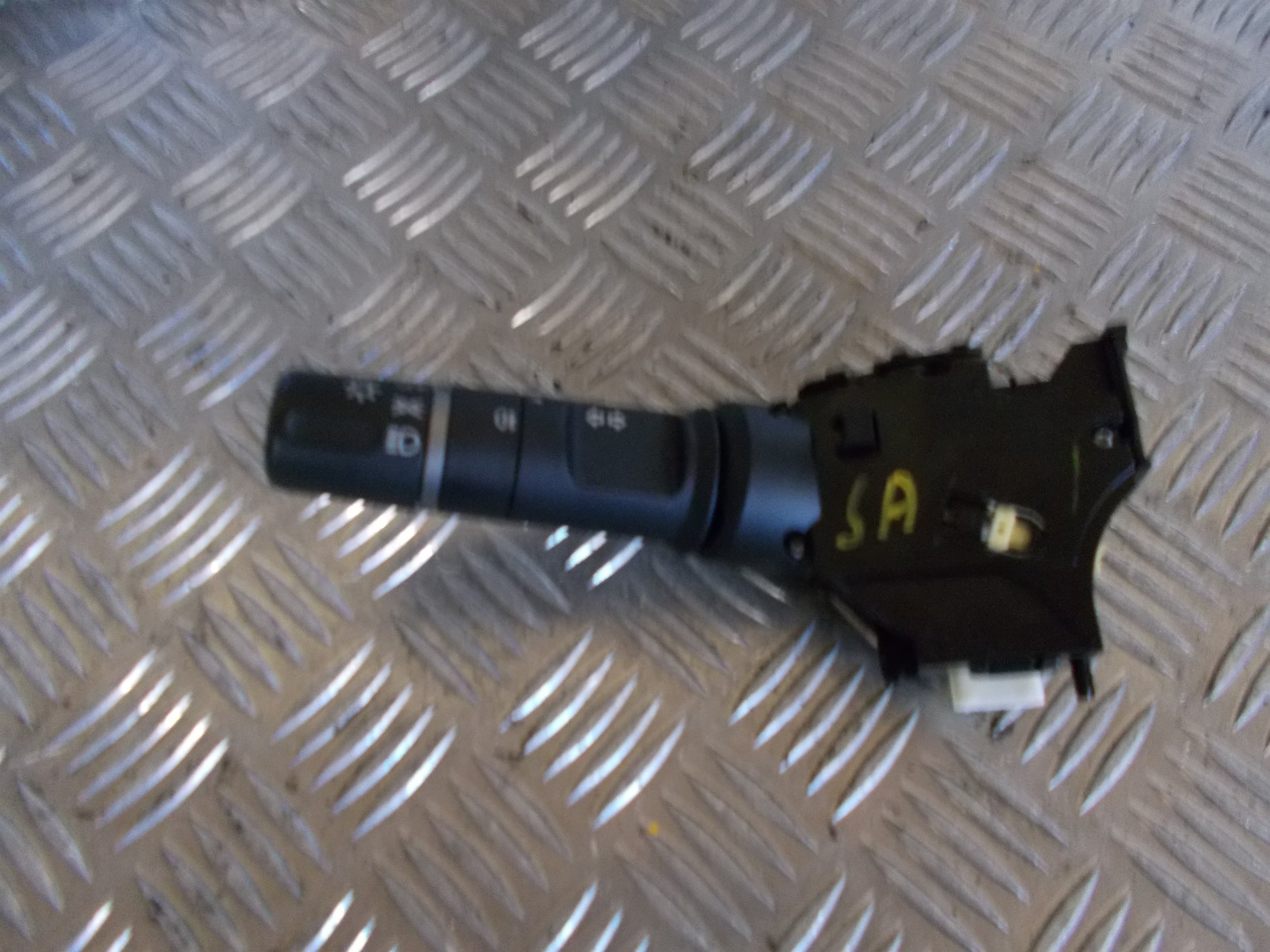 Mazda 6 GH Kontakt Blink Med OEM Nr. DF7166122 Fra Mazda Ophugger