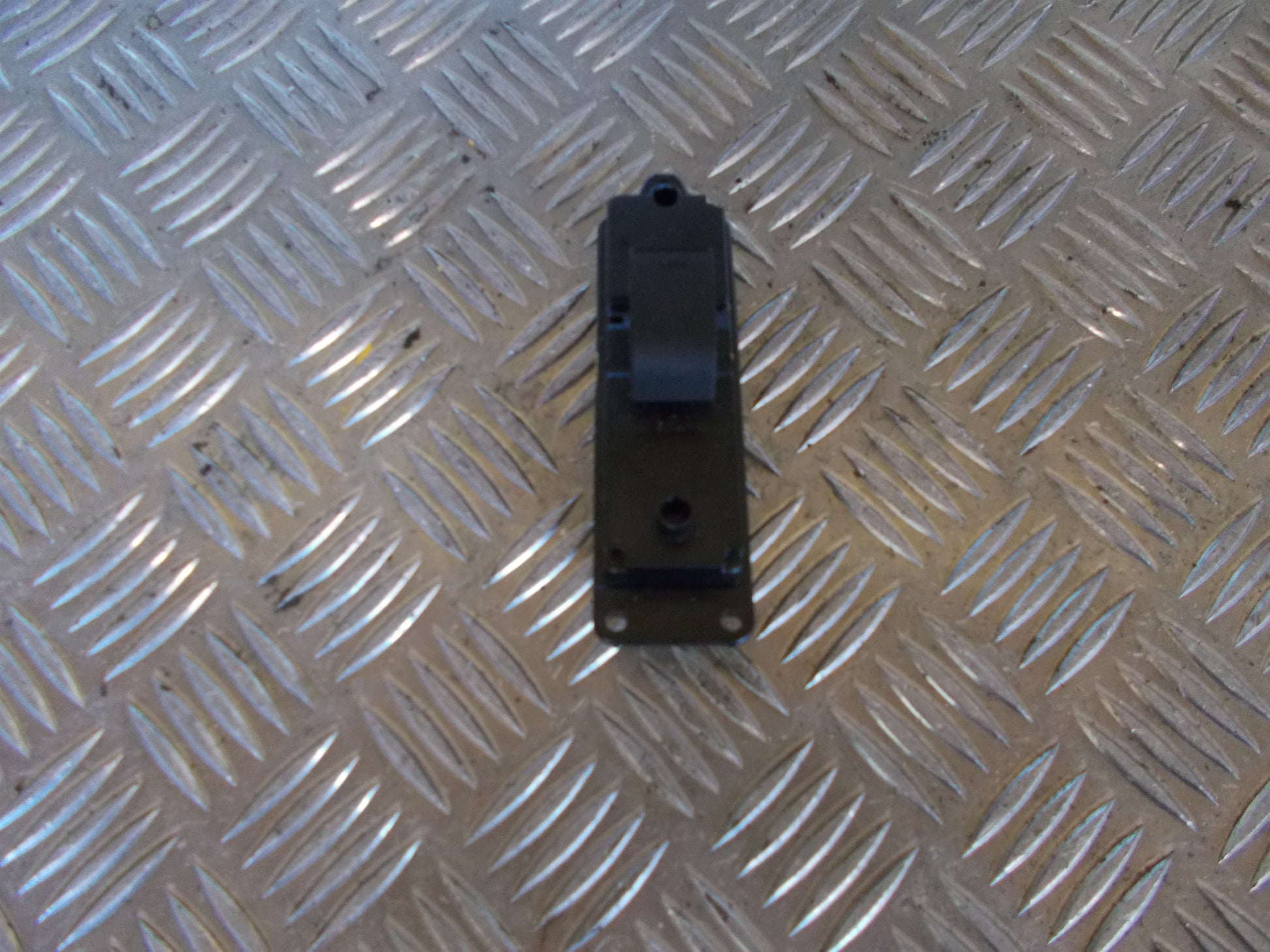 Mazda 6 GH Kontakt Rudehejs Med OEM Nr. GS1D66370 Fra Mazda Ophugger