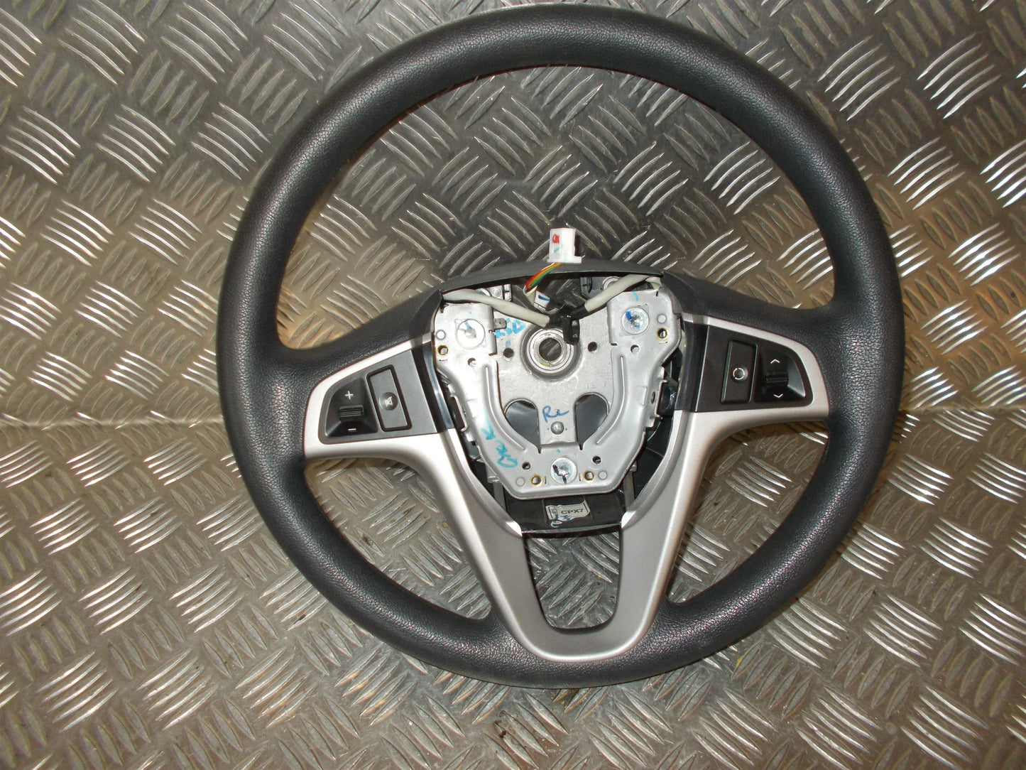 Hyundai I20 NL Rat Med OEM Nr. Ophugger Fra Hyundai Ophugger