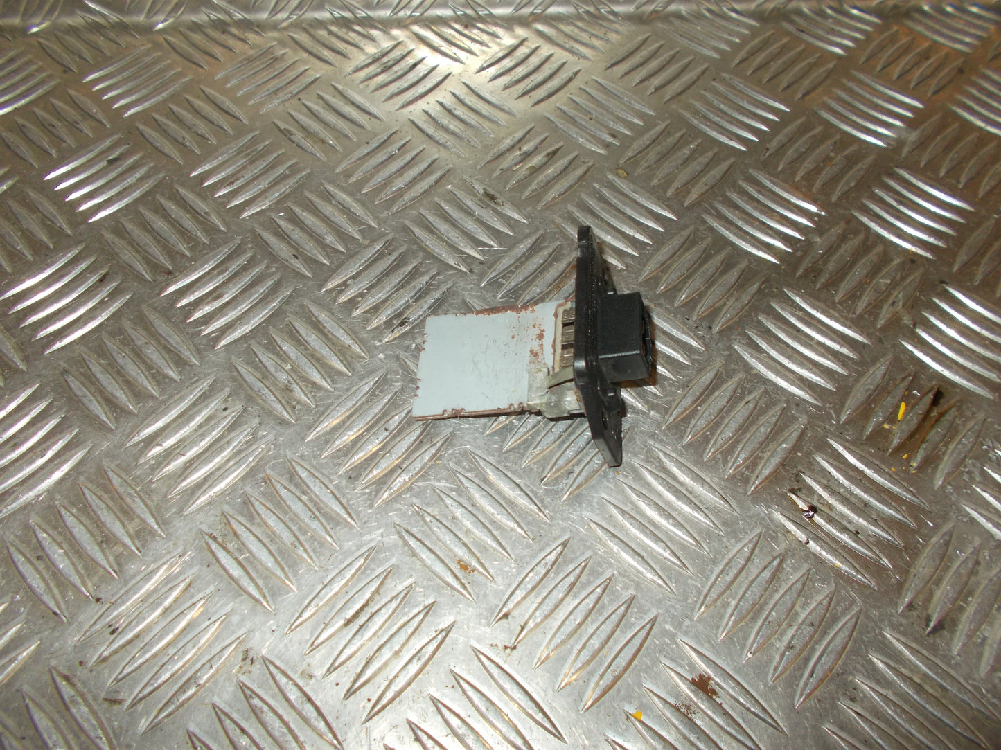 Hyundai I20 Nl Varmemodstand Med OEM Nr. 9711705000 Fra Hyundai Ophugger