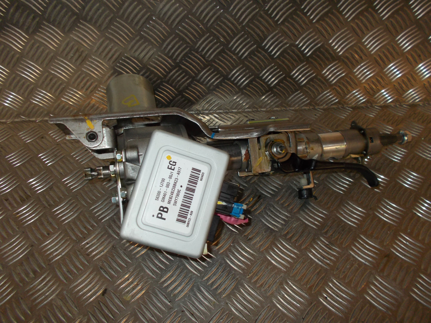 Hyundai I20 NL Ratstamme M/El-Servo Med OEM Nr. 563001J700 Fra Hyundai Ophugger