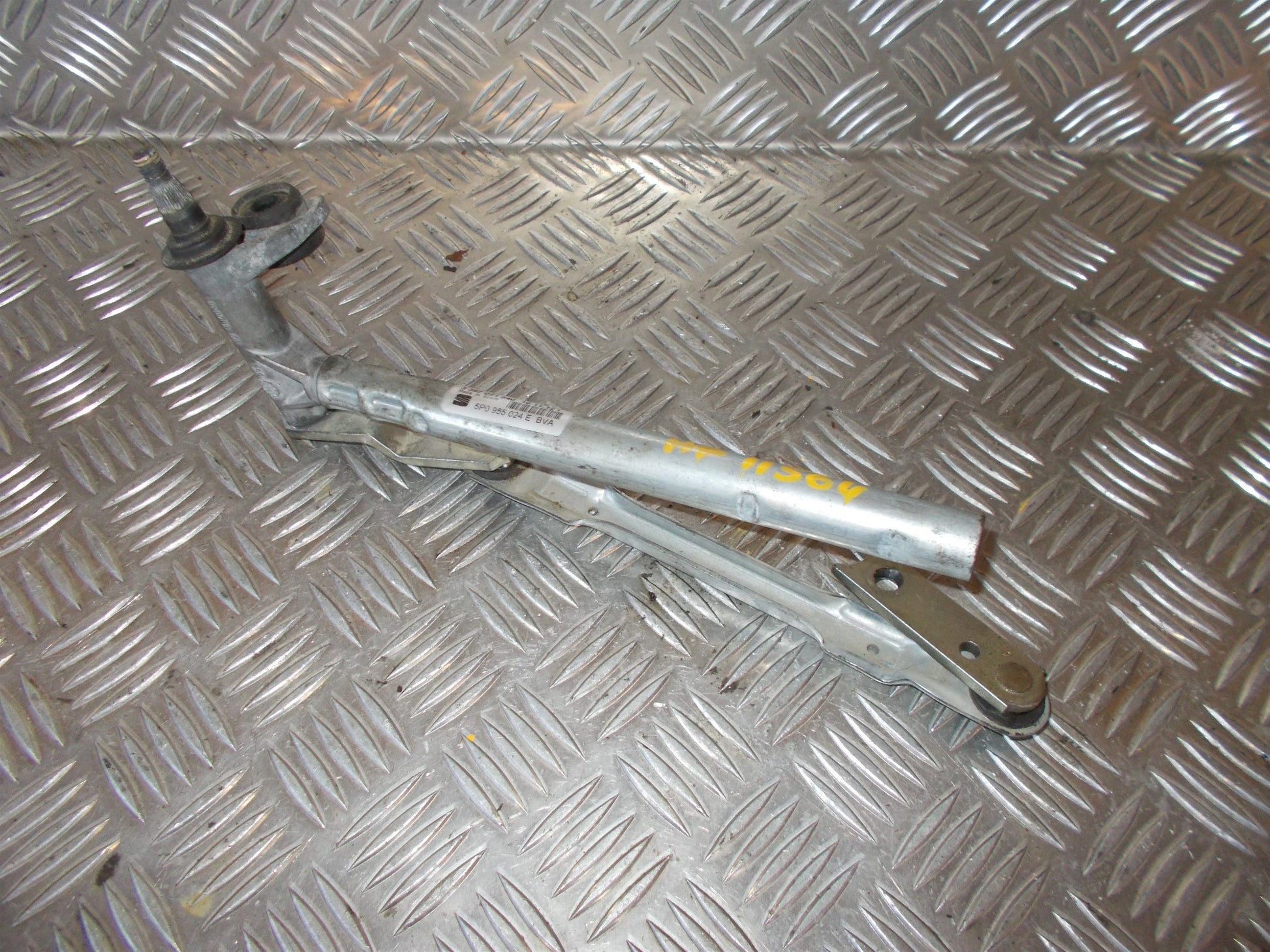 Seat Altea Viskertræk Med OEM Nr. 5P0955024E Fra Seat Ophugger