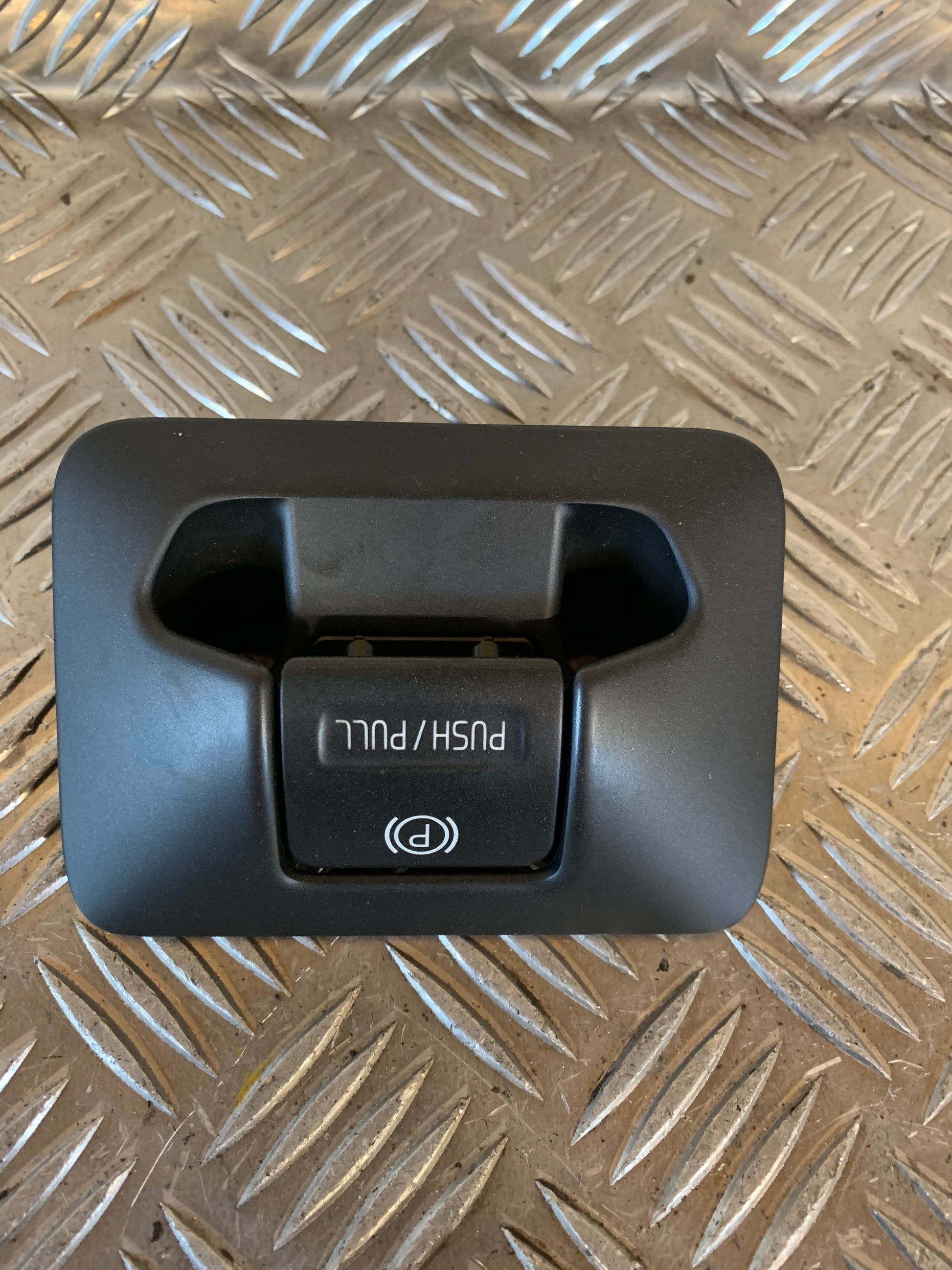 Volvo S60/V60 Håndbremse Med OEM Nr. 30773539 Fra Volvo Ophugger