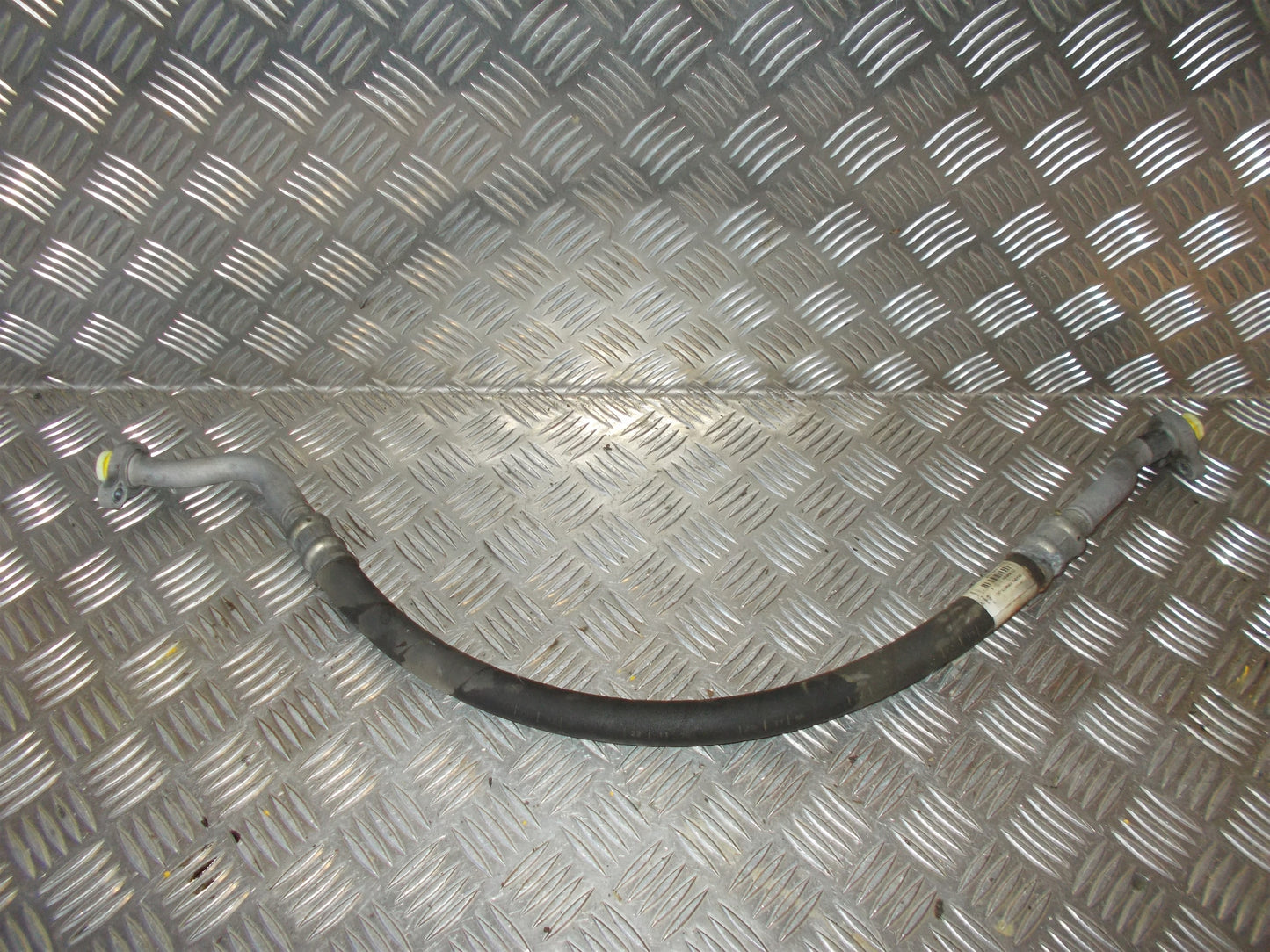 Volvo S60/V60 Aircond. Rør/Slang/Ventiler Med OEM Nr. 8G9N19N601JC Fra Volvo Ophugger