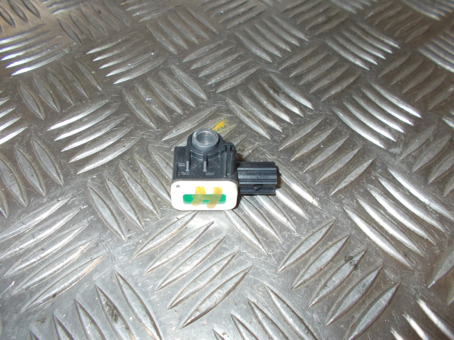 Volvo S60/V60 Airbag Føler Med OEM Nr. 8V4T14B006AA Fra Volvo Ophugger