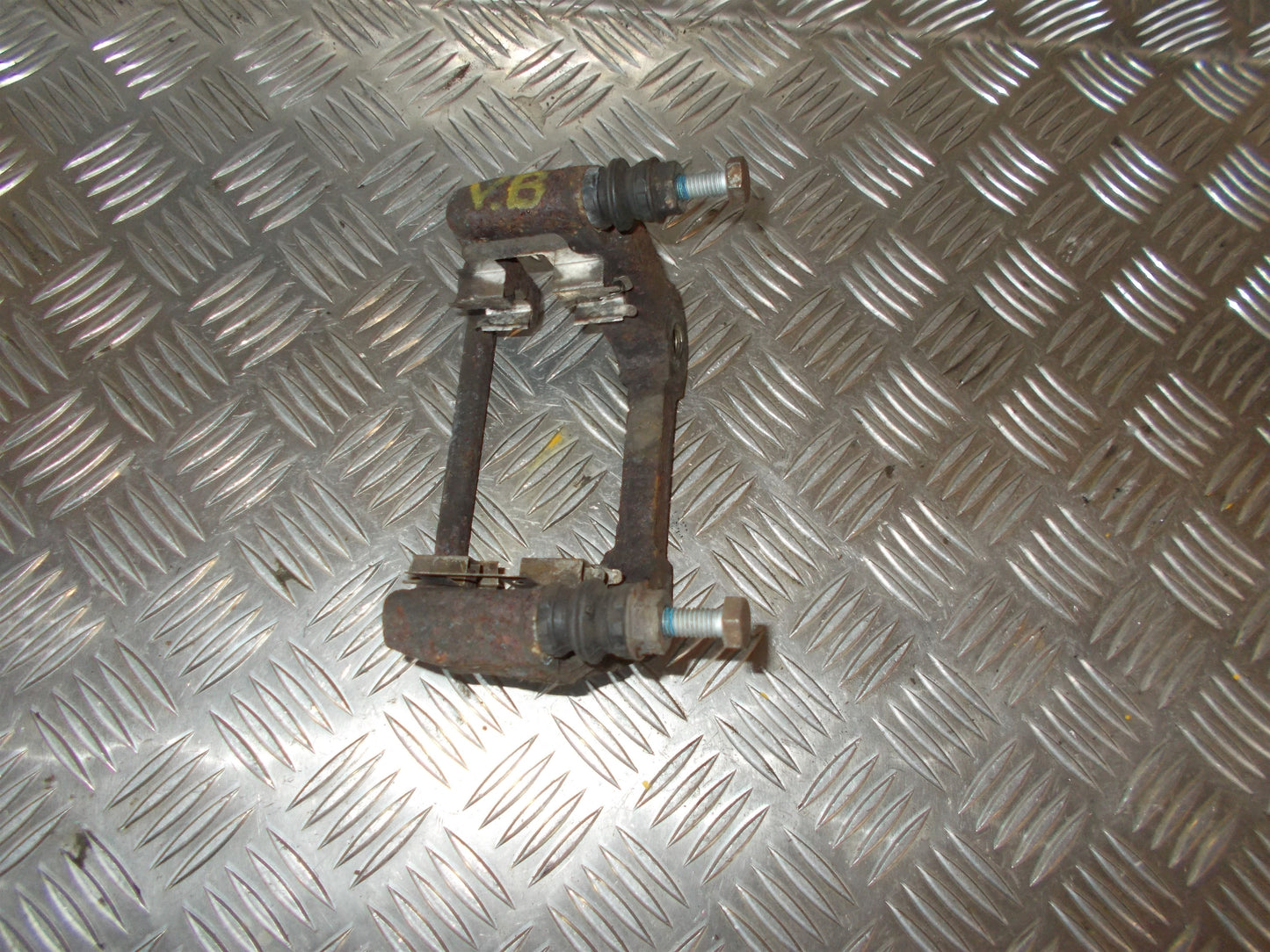 Volvo S60/V60 Bremseåg Med OEM Nr. 36001383 Fra Volvo Ophugger