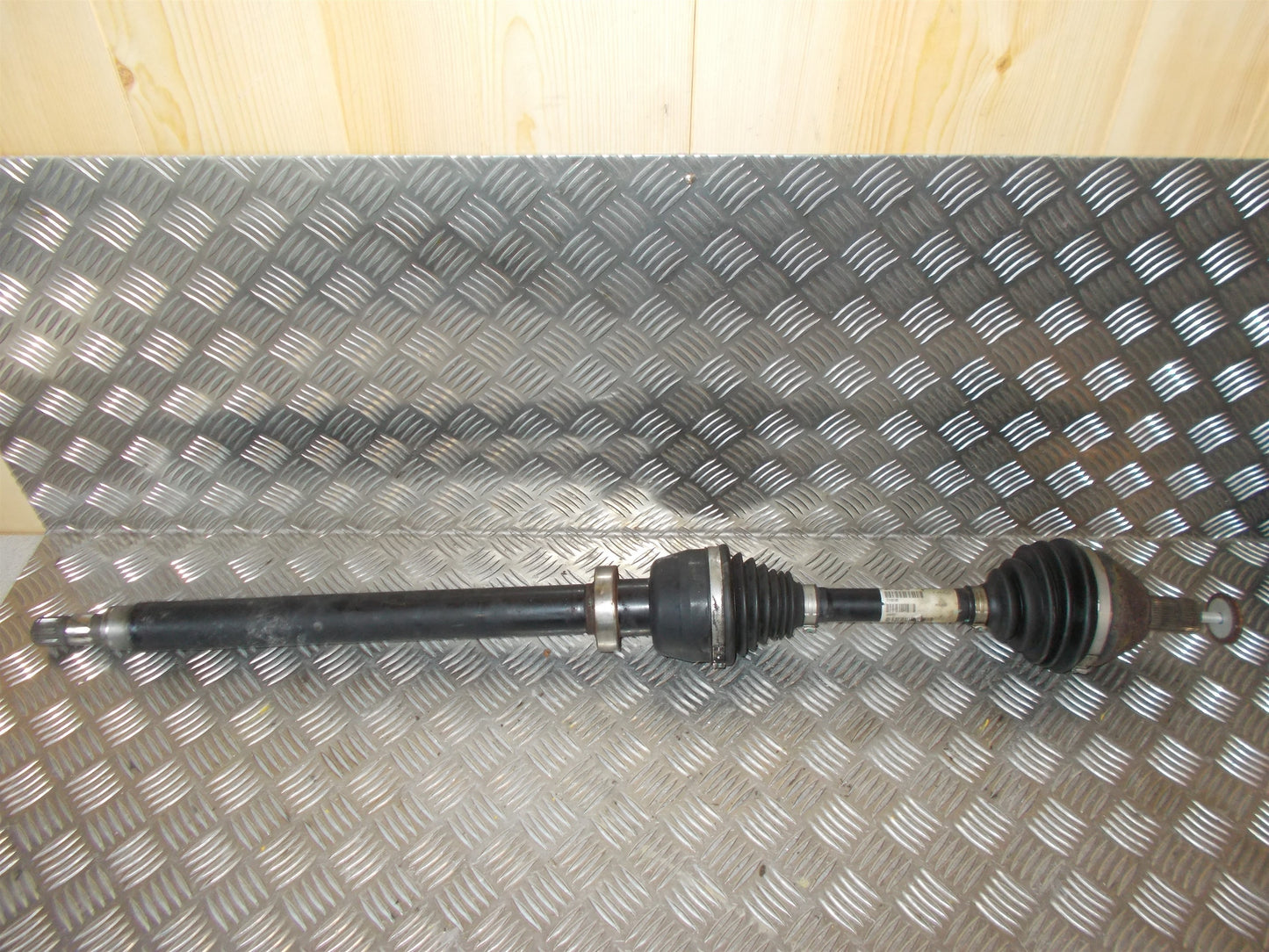 Volvo S60/V60 Trækaksel For H Med OEM Nr. 6G9N3B436CE Fra Volvo Ophugger