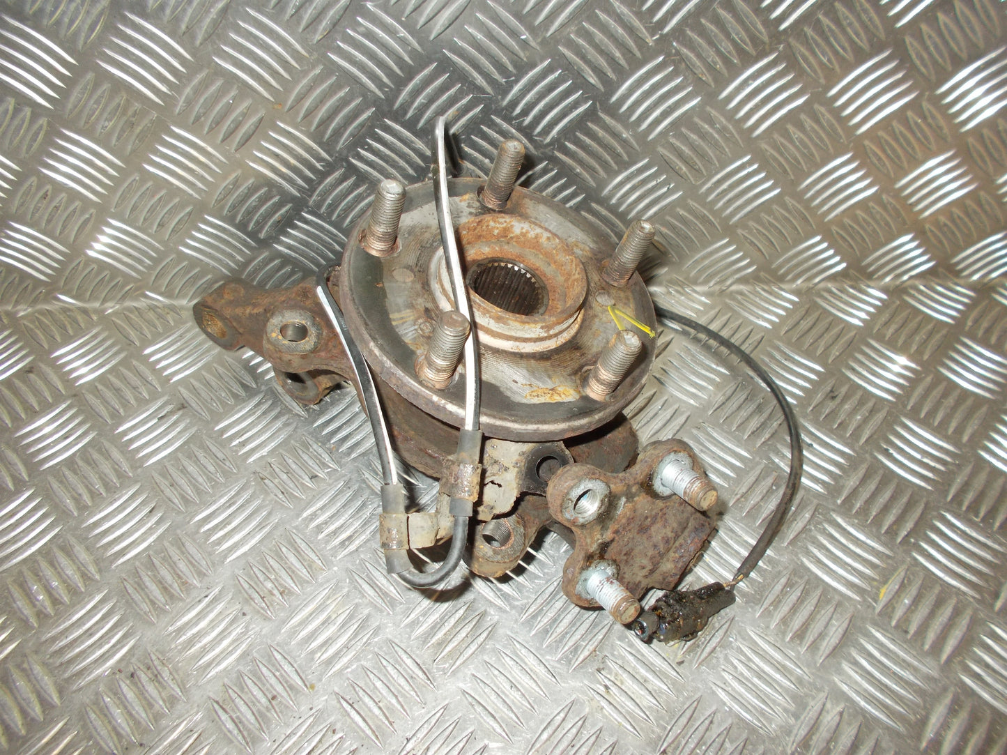 Toyota Corolla Verso Spindel For V Med OEM Nr. 432120F010 Fra Toyota Ophugger