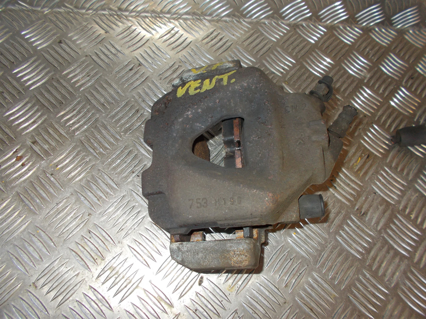 BMW 3-Serie E90/E91/E92/E Bremsekaliber Vf Med OEM Nr. 34116778145 Fra BMW Ophugger