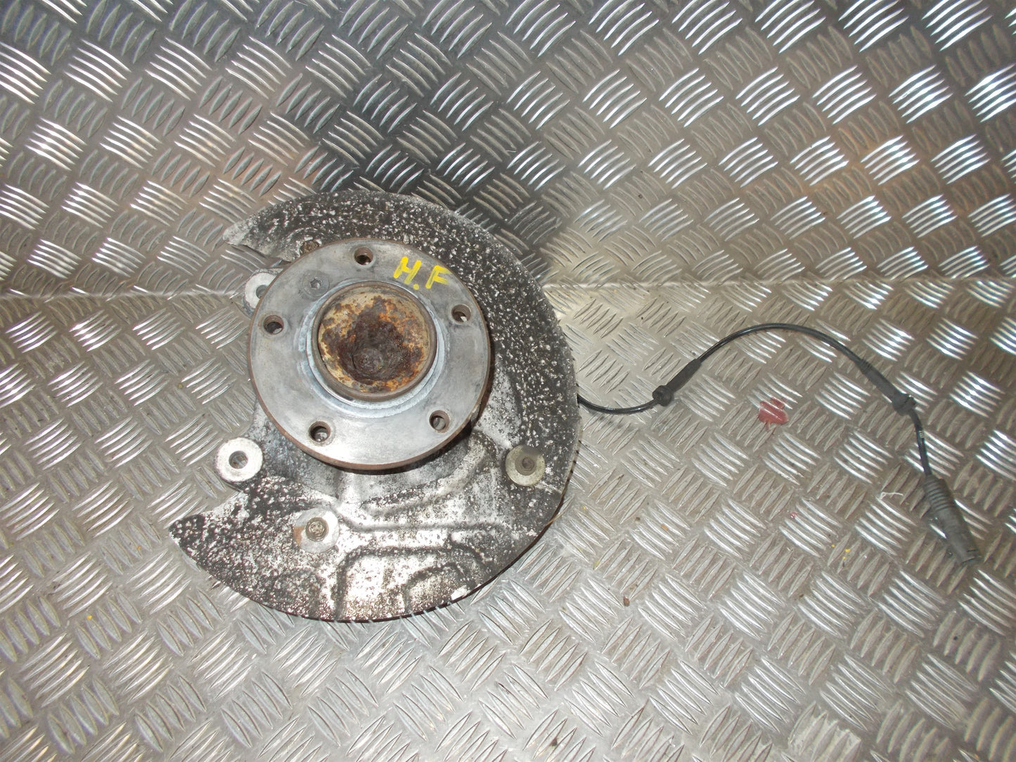 BMW 3-Serie E90/E91/E92/E Spindel For H Med OEM Nr. Ophugger Fra BMW Ophugger