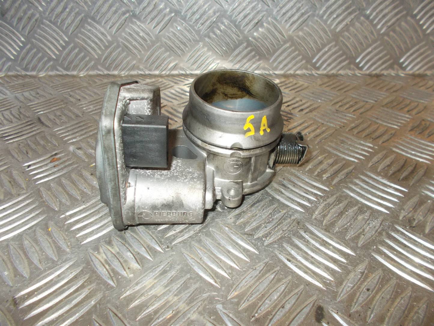 BMW 3-Serie E90/E91/E92/E Spjældhus Med OEM Nr. B72110718 Fra BMW Ophugger