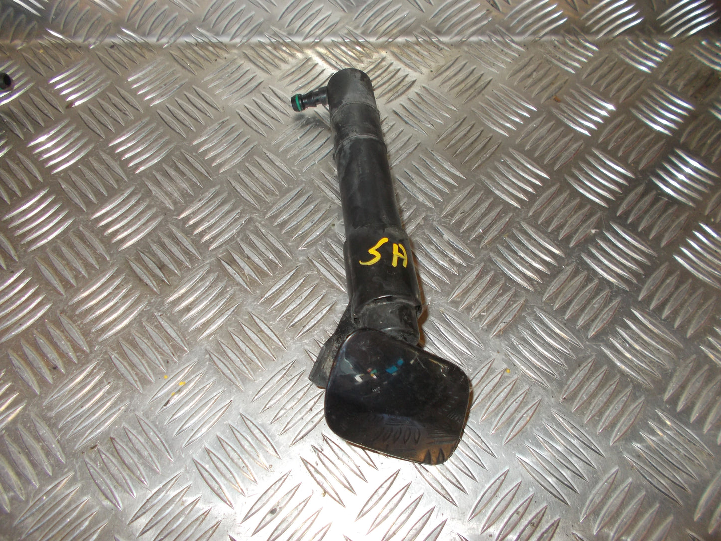 VW Golf 5 1K Sprinklerdyse Med OEM Nr. 5M0955978 Fra VW Ophugger