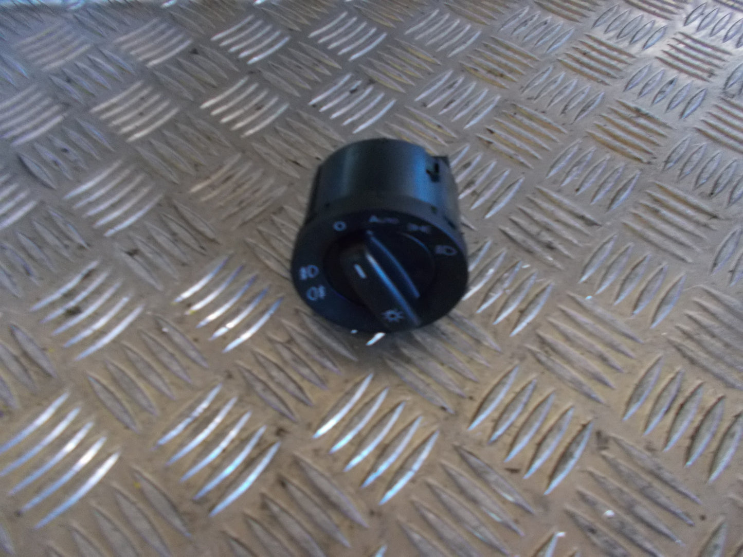 VW Golf 5 1K Kontakt Lys Med OEM Nr. 1K0941451AS Fra VW Ophugger