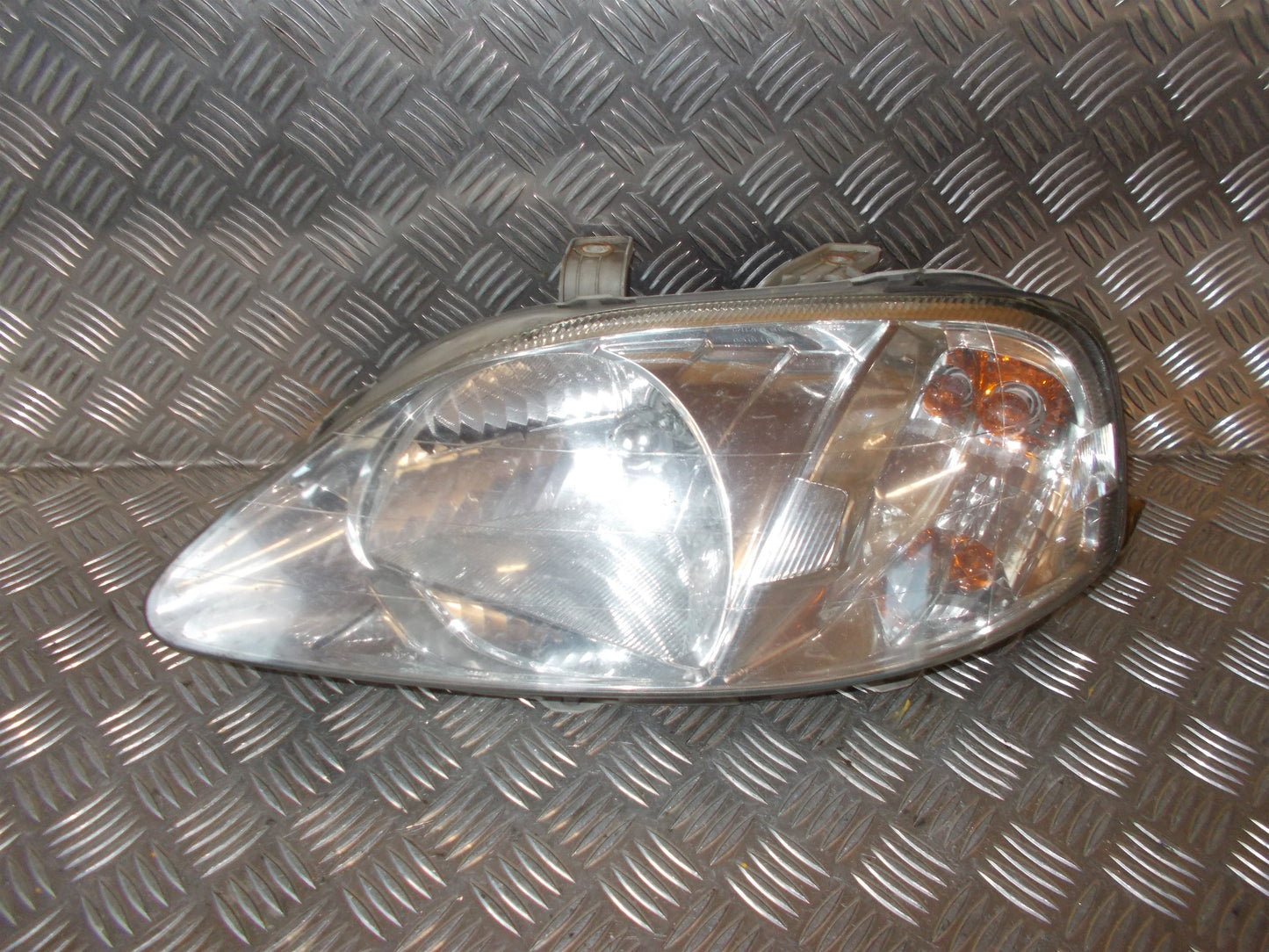 Honda Civic 3D Forlygte Med OEM Nr. Ophugger Fra Honda Ophugger