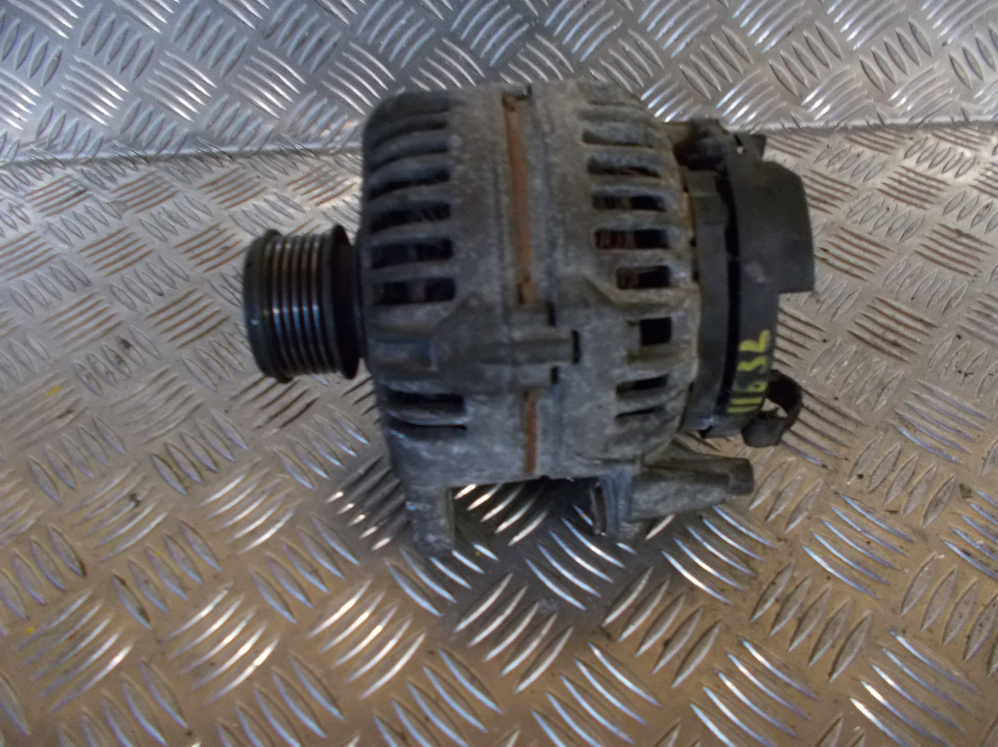 Seat Alhambra Generator Med OEM Nr. 0124515117 Fra Seat Ophugger