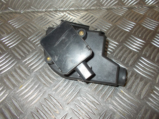 Peugeot 406 Spjældhus Med OEM Nr. Ophugger Fra Peugeot Ophugger