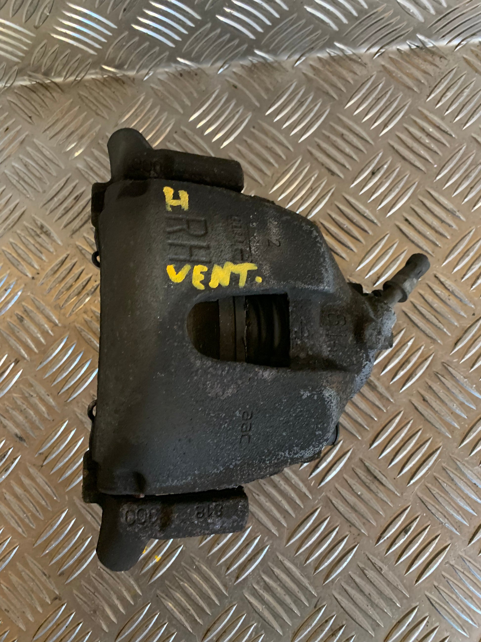 Volvo S40/V50 Bremsekaliber HF Med OEM Nr. 36000485 Fra Volvo Ophugger