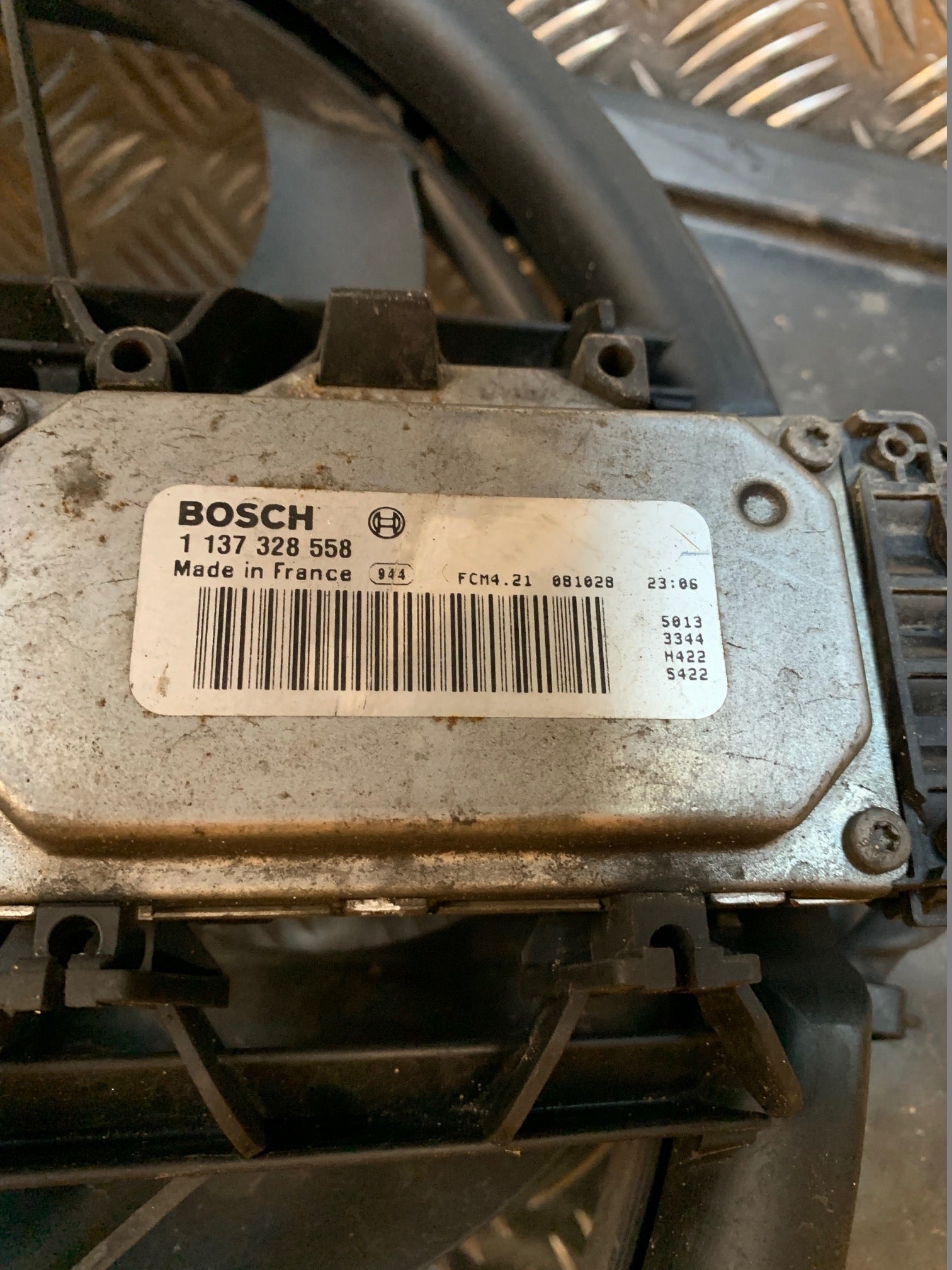 Volvo S40/V50 Kølerblæser El Med OEM Nr. 0130307143 Fra Volvo Ophugger