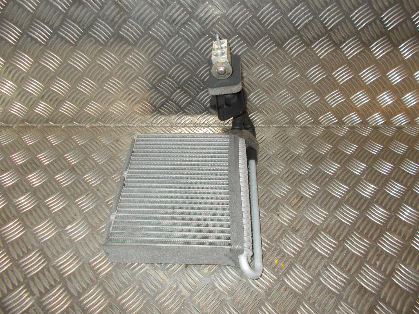 Ford C‑Max 2 Varmeelement Med OEM Nr. AV6N19849AB Fra Ford Ophugger