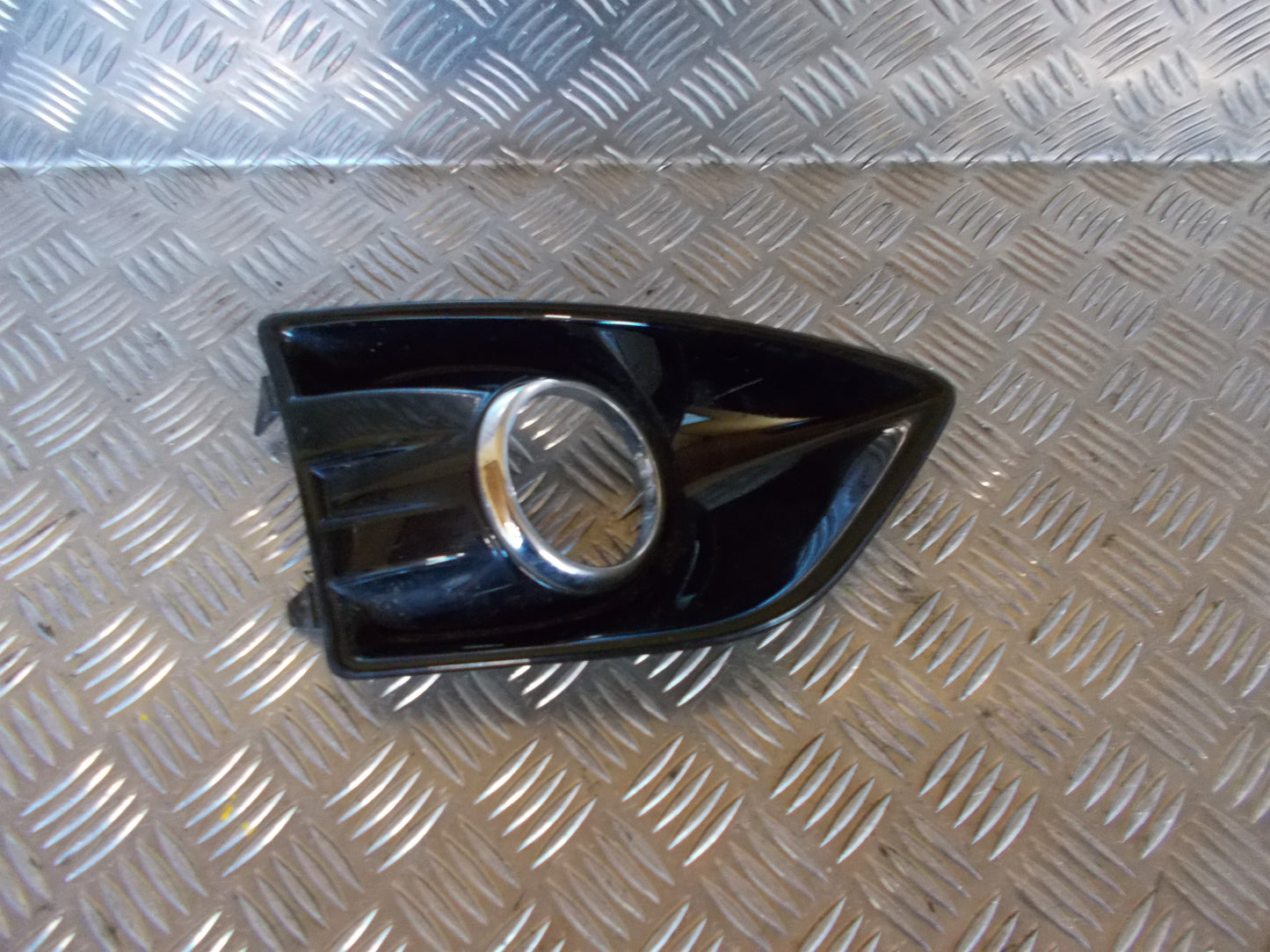 Ford C‑Max 2 Frontgitter Med OEM Nr. AM51R19952C Fra Ford Ophugger