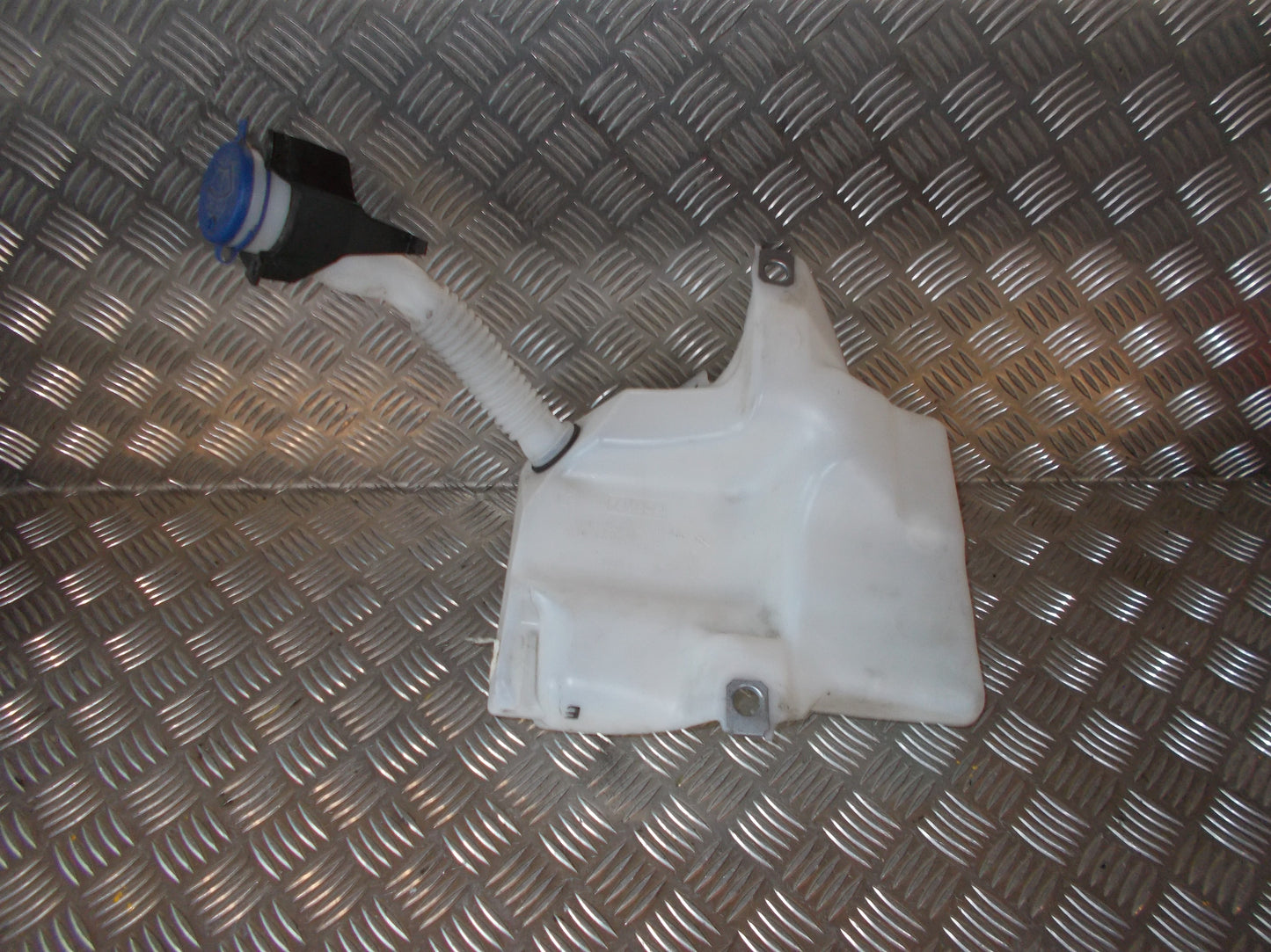 Ford C‑Max 2 Sprinkler M/Motor Med OEM Nr. AV6117B613A Fra Ford Ophugger