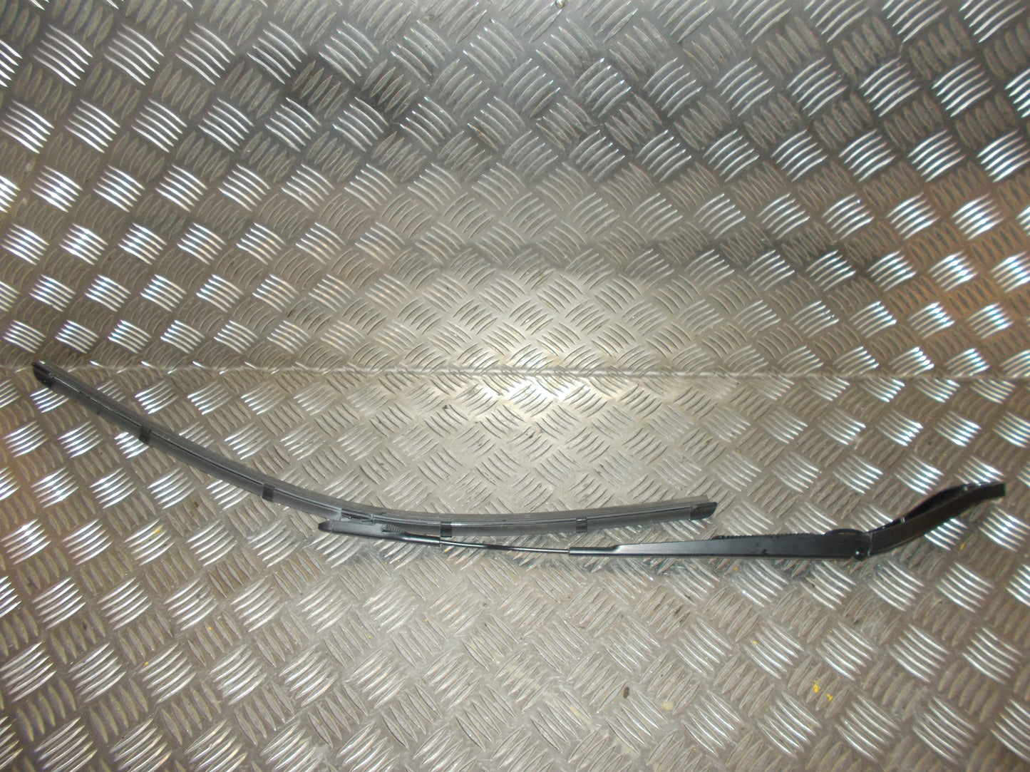 Ford C‑Max 2 Viskerarm Med OEM Nr. AM5117526AF Fra Ford Ophugger