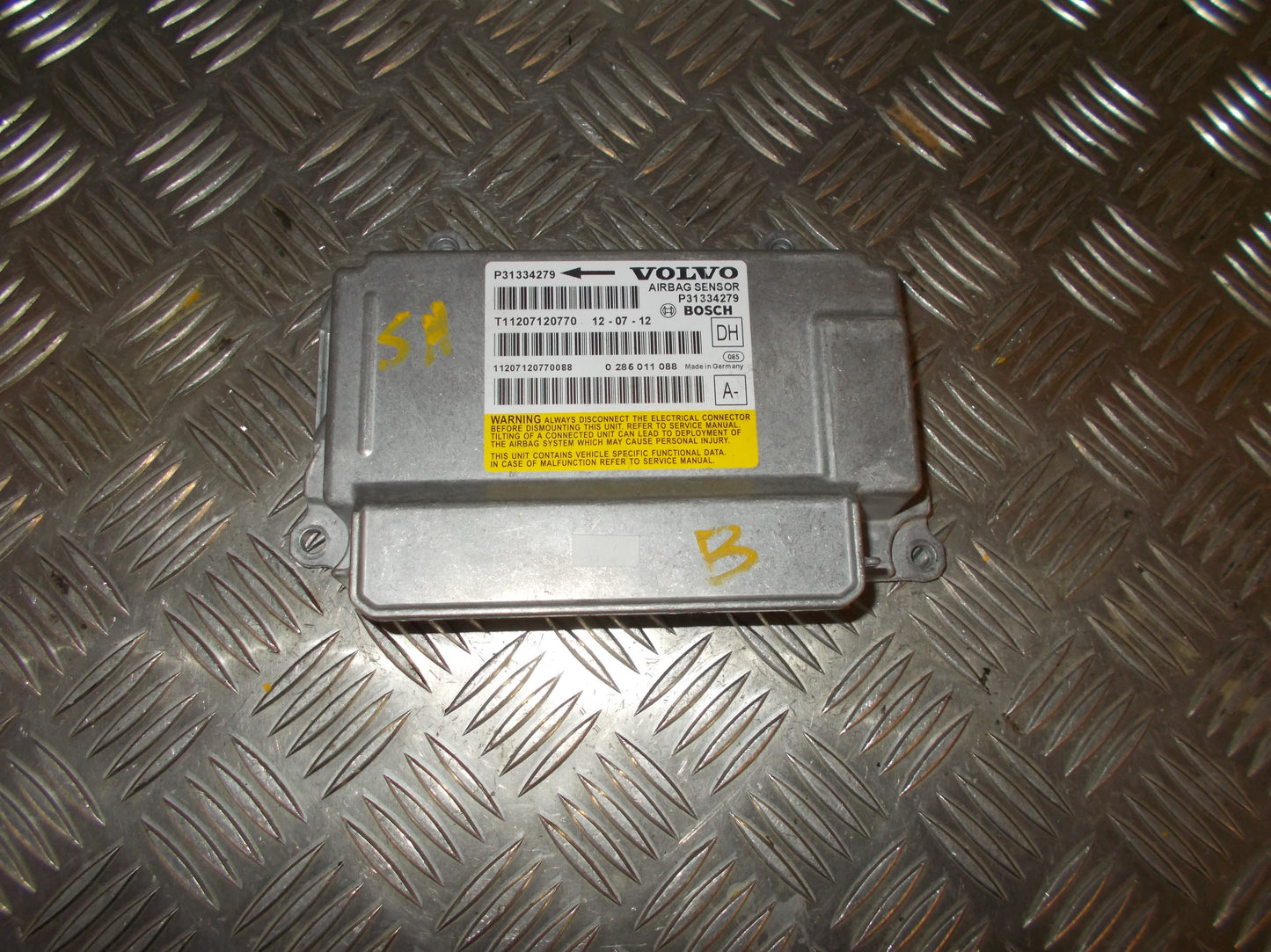 Volvo Xc60 Airbag Elboks Med OEM Nr. 31476103 Fra Volvo Ophugger