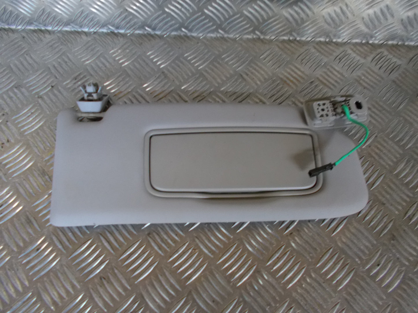 Volvo S40/V50 Solskærm Med OEM Nr. Ophugger Fra Volvo Ophugger