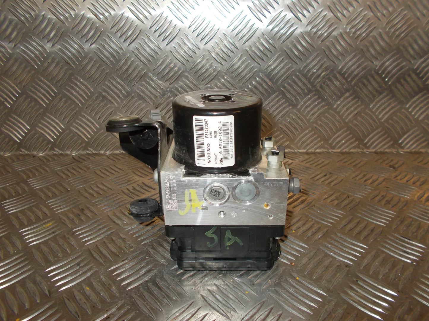 Volvo V70 Abs Pumpe Med OEM Nr. P31423347 Fra Volvo Ophugger