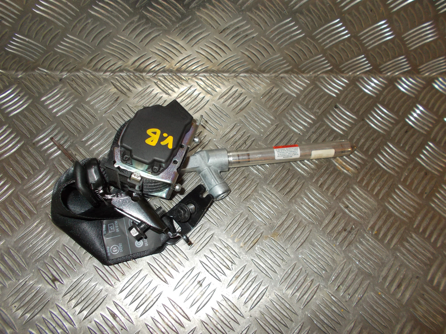 Volvo V70 Sikkerhedsseler Bag Med OEM Nr. 39821969 Fra Volvo Ophugger