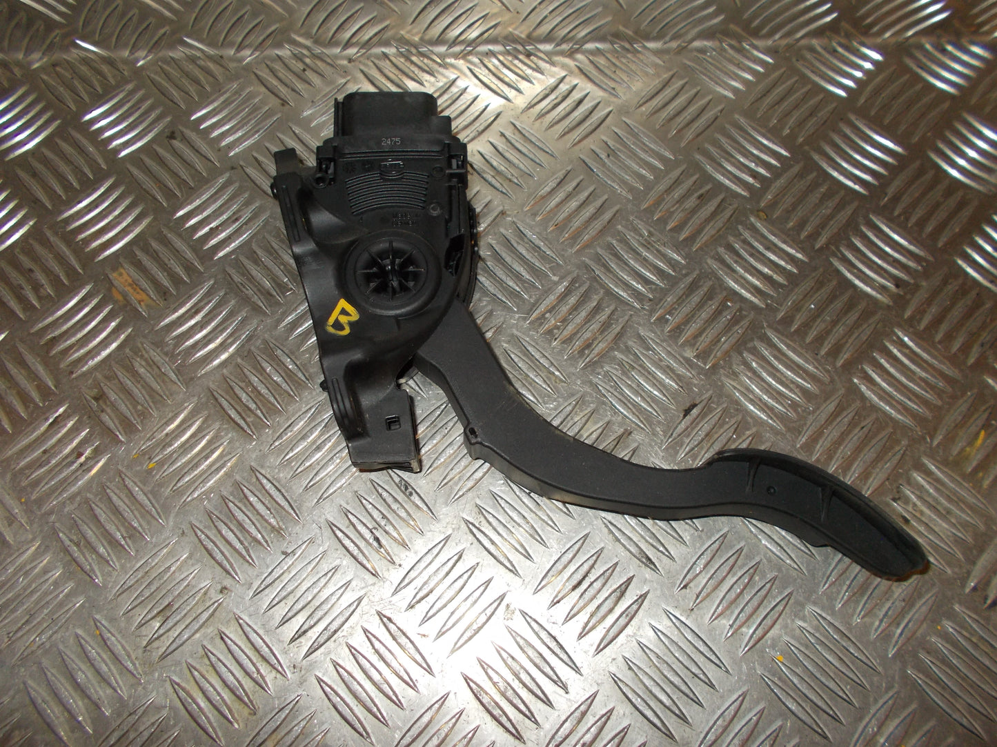 Volvo V70 Speederpedal Med OEM Nr. 31329057 Fra Volvo Ophugger