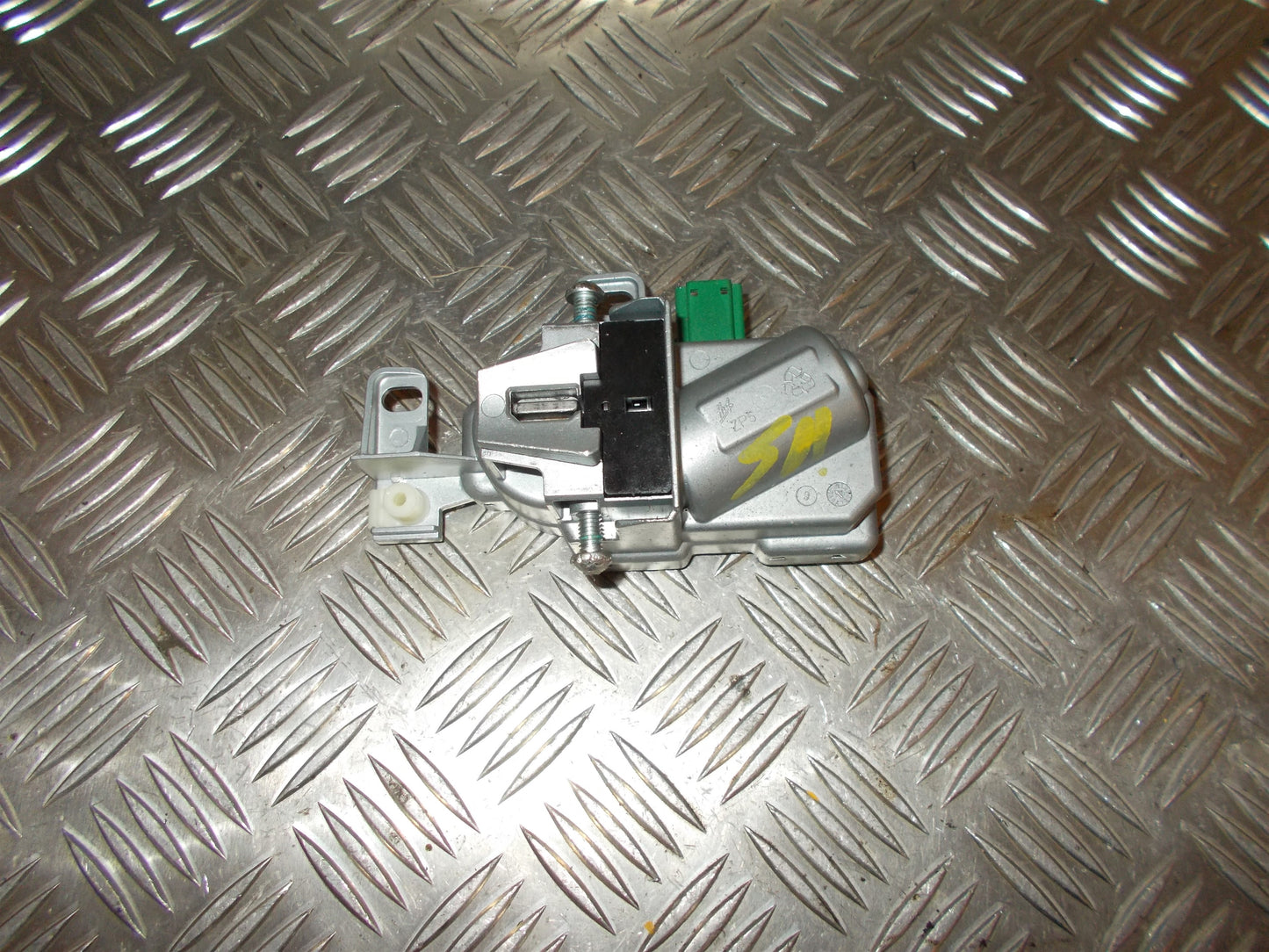 Volvo V70 Ratlås Med OEM Nr. P31340734 Fra Volvo Ophugger