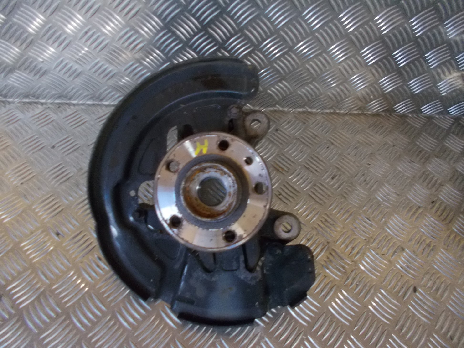 Volvo V70 Spindel For H Med OEM Nr. 31201286 Fra Volvo Ophugger