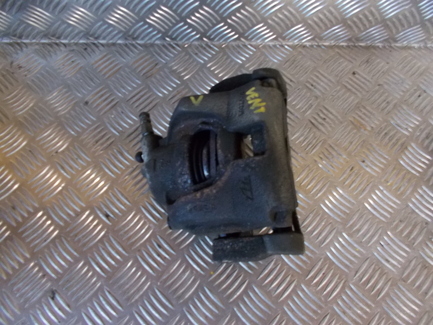 Volvo V70 Bremsekaliber Vf Med OEM Nr. 8603753 Fra Volvo Ophugger