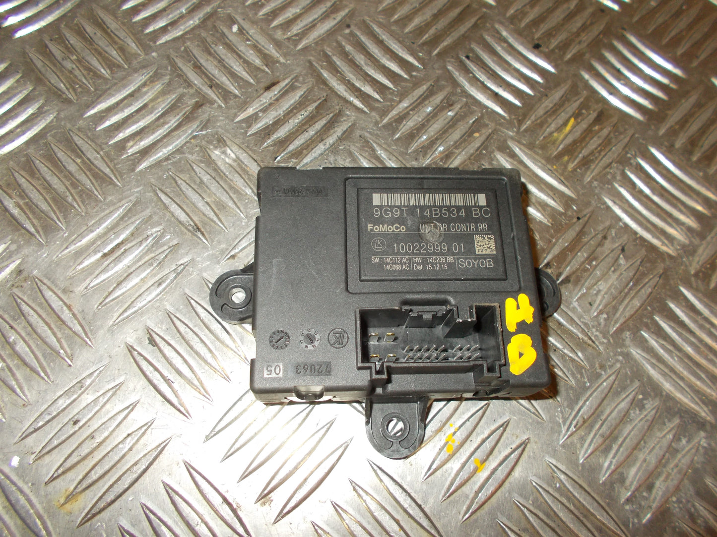 Volvo V70 Bcm / Komfortkomputer Med OEM Nr. 9G9T14B534BC Fra Volvo Ophugger