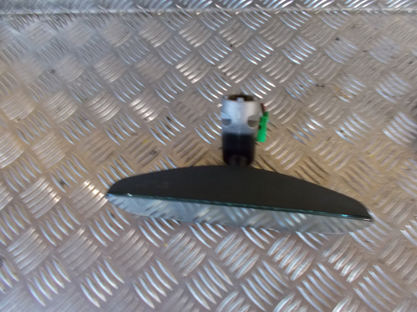 Volvo V70 Bakspejl Indvend Med OEM Nr. 31402729 Fra Volvo Ophugger