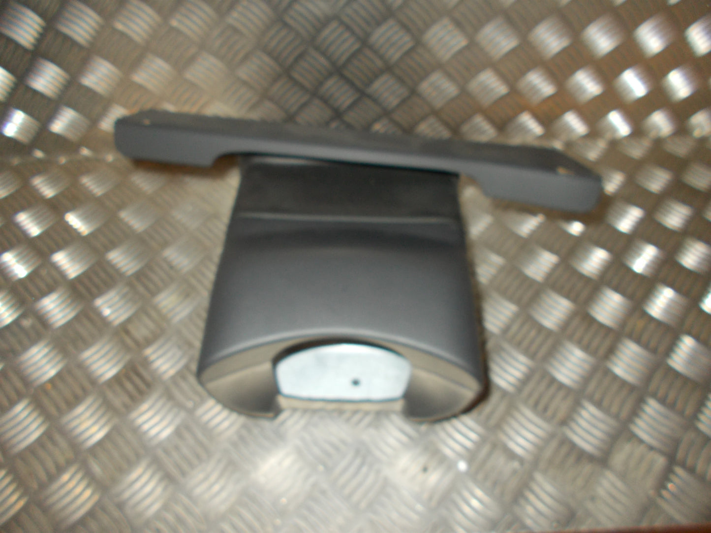 Volvo V70 Ratafdækning Med OEM Nr. 8648403 Fra Volvo Ophugger