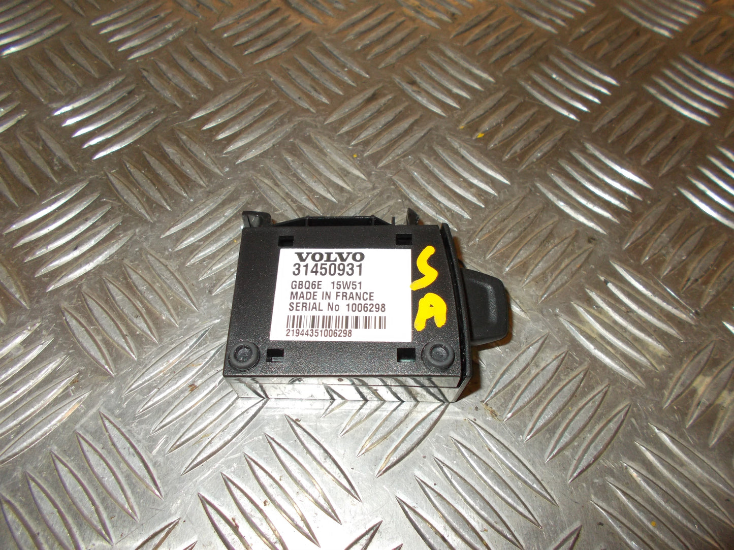 Volvo V70 Radio Div. Tilbehør Med OEM Nr. 31450931 Fra Volvo Ophugger