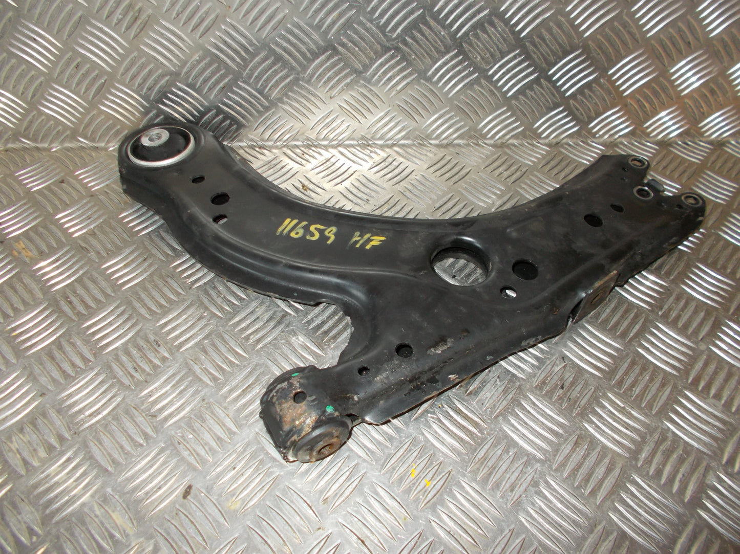 Seat Leon 1M Bærearm F.N. H Med OEM Nr. 1J0407151C Fra Seat Ophugger